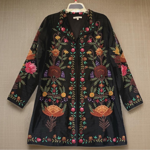 TravelSmith Jackets & Coats Travelsmith Vintage Floral Embroidered